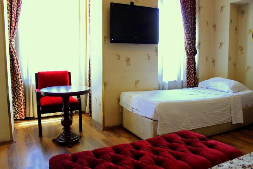 Hotel Santa Hill Истанбул Екстериор снимка